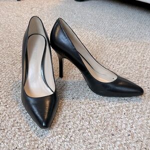 Nine West Black Pointed Toe Heels - Size 7.5